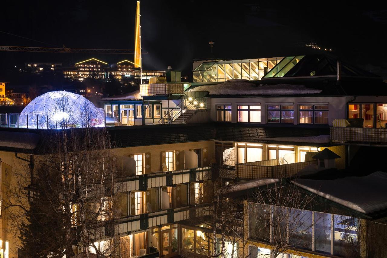 Hotel Cavallino Bianco - Weisses Roessl San Candido Eksteriør bilde