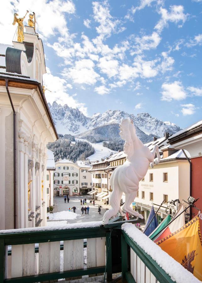 Hotel Cavallino Bianco - Weisses Roessl San Candido Eksteriør bilde