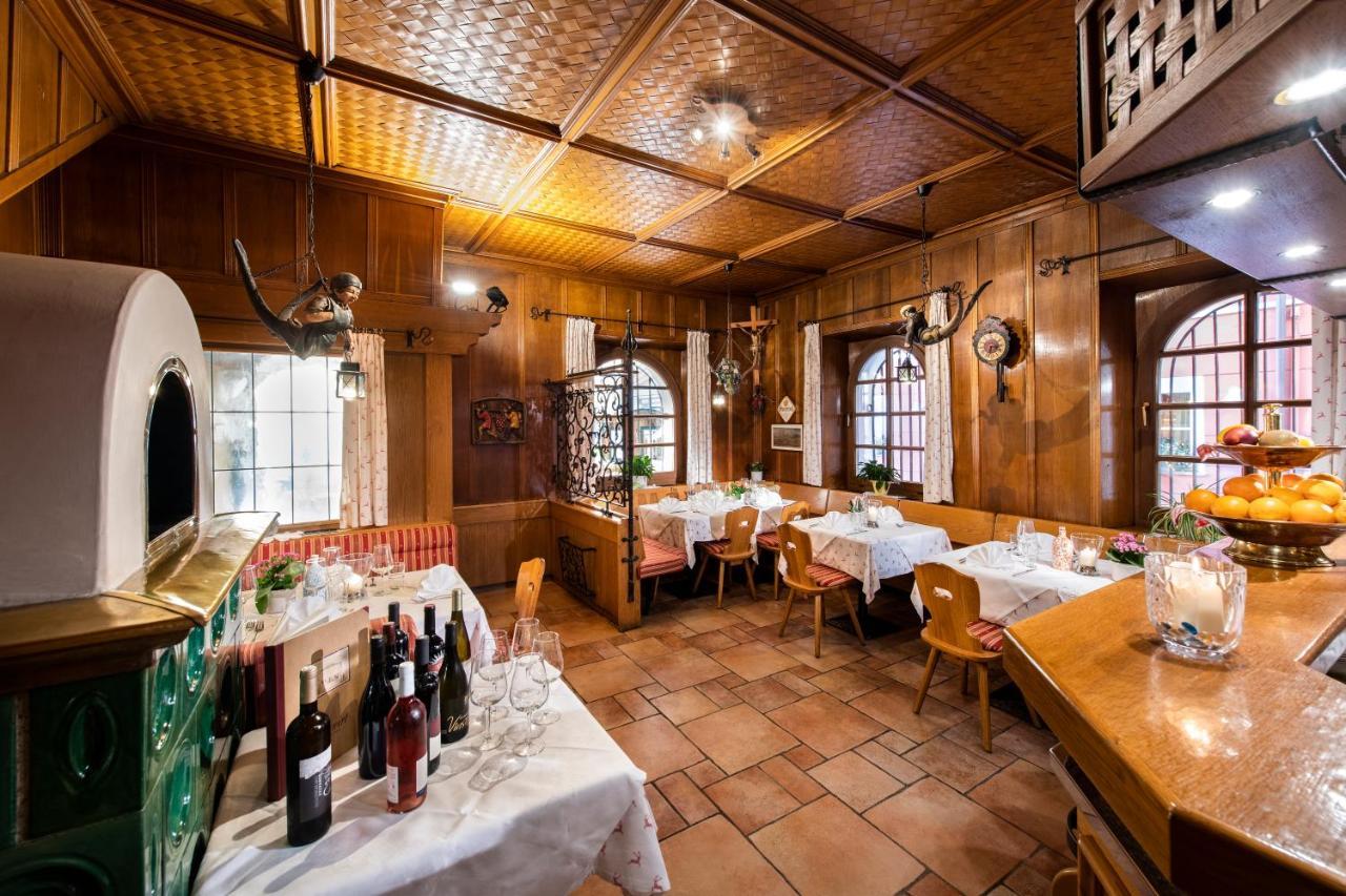 Hotel Cavallino Bianco - Weisses Roessl San Candido Eksteriør bilde